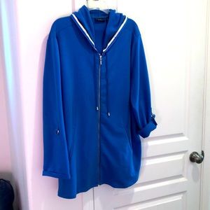 Zip up hoody with stripe accent